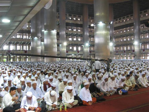 hukum berdoa setelah sholat wajib