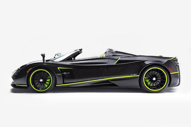 Special Pagani Carbo Triax Huayra Roadster