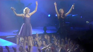 Taylor Swift and Selena Gomez Sing Together Live at Madison Square Garden in NY