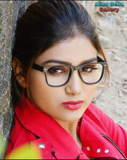 Pallavi Vawale Webseries actress biography