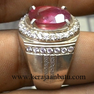 NATURAL RUBY CORUNDUM KODE KB200