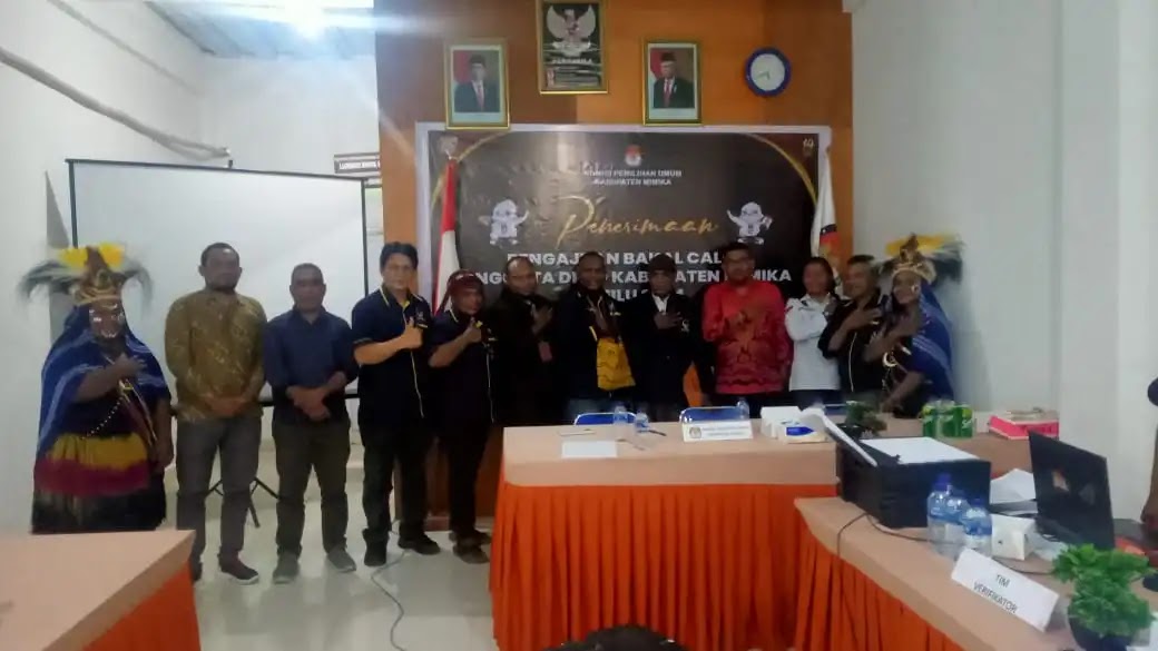 dpd_nasdem_mimika_lakukan_registrasi_parpol_dan_pendaftaran_bacaleg_di_kpu_mimika