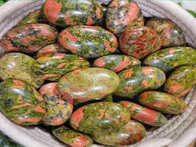 unakite palmstones