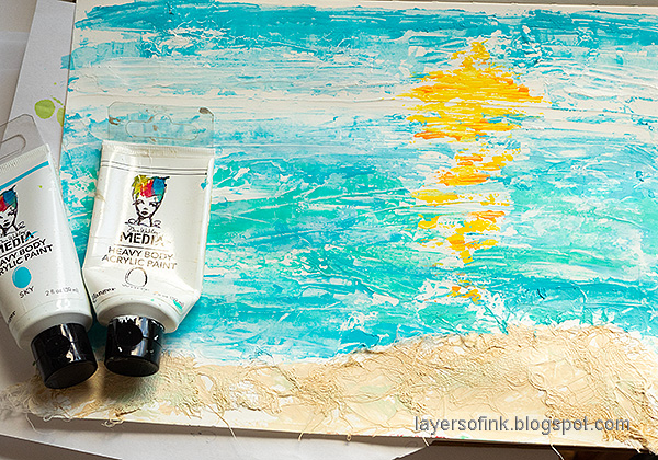 Layers of ink - At the sea mixed media tutorial by Anna-Karin Evaldsson. Paint the sky.