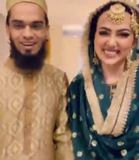 Celebrity Gossips: Sana Khan exposes on husband Anas Saiyad, reveals we first met in 2017 in Mecca