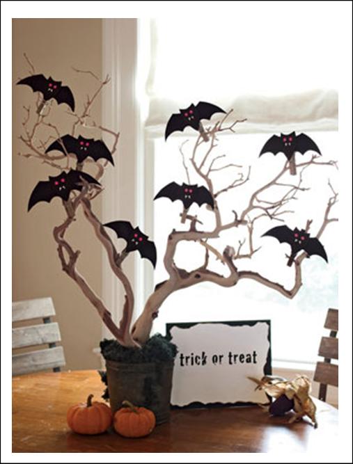 It's Written on the Wall: Halloween Decor Bat Garland ...