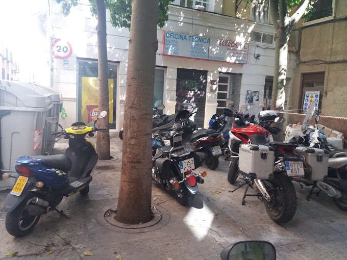 Carlos San José: “No existen estacionamientos para motos, bicicletas y patinetes eléctricos en nuestro municipio"