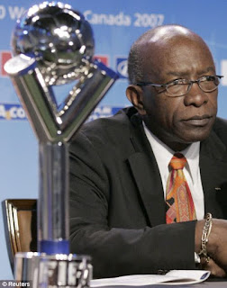 Fifa: Jack Warner banned for life from football activities