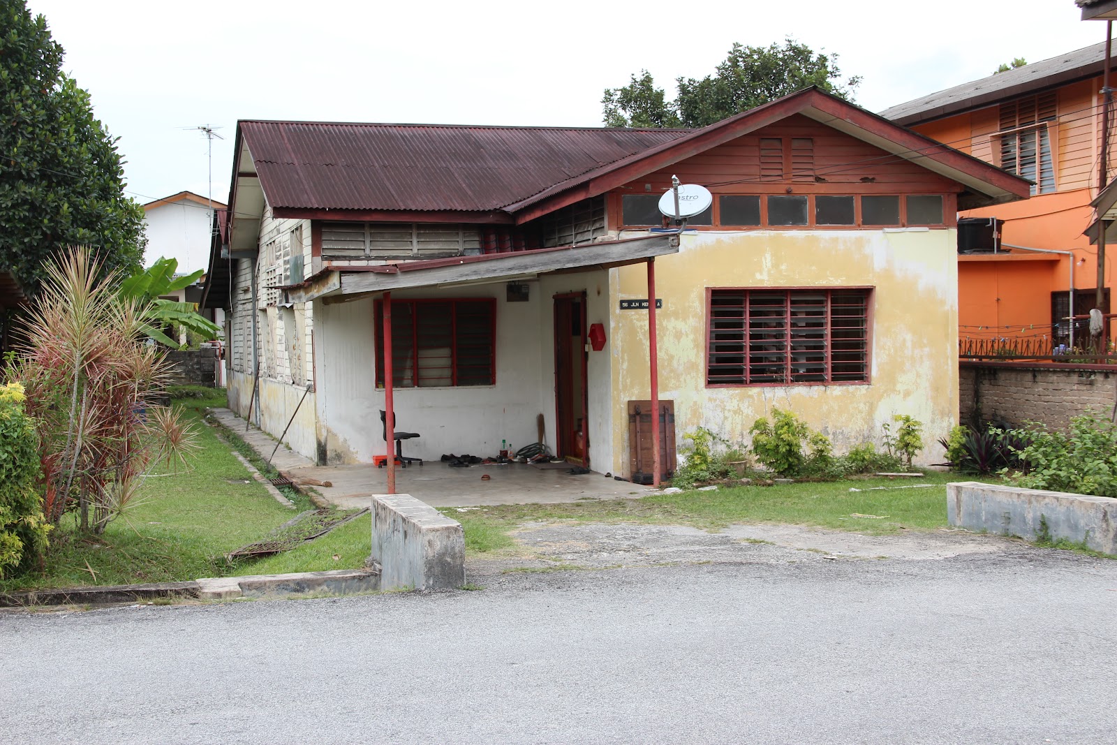 Rasa Hati: Latar tempat - Rumah Sewa No 56 Jalan Kenanga