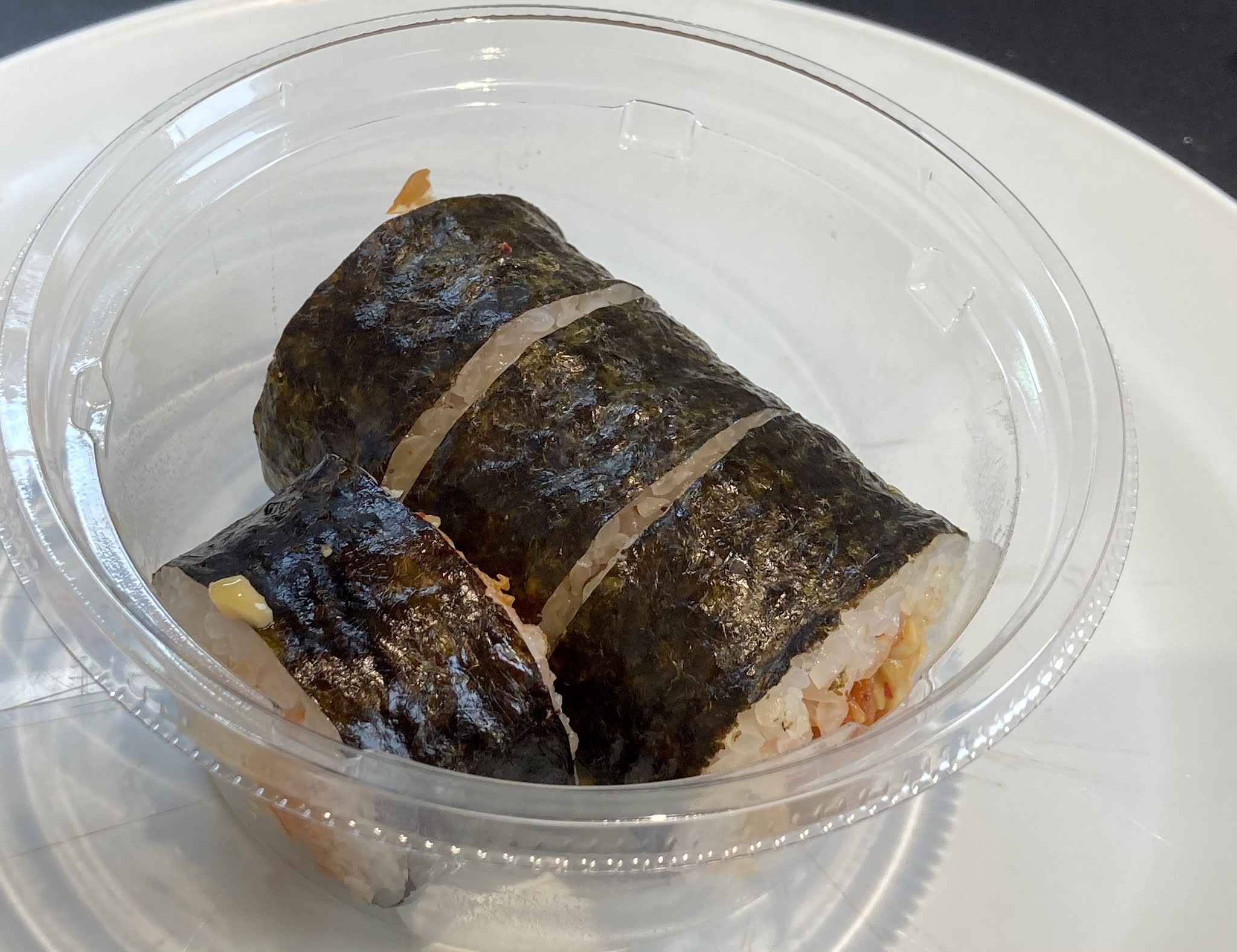 実食 ひとくち巻寿司キムチ納豆 セブン レビュー カロリー糖質は キャプテン福田 コンビニ サラリーマン総研 最新コンビニグルメがわかるブログ