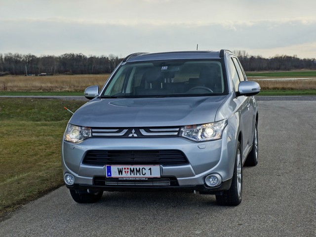 Mitsubishi Outlander 2013