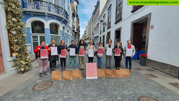 El Cabildo lanza la campaña de Navidad 2022 con un mensaje de apoyo y consumo al comercio local