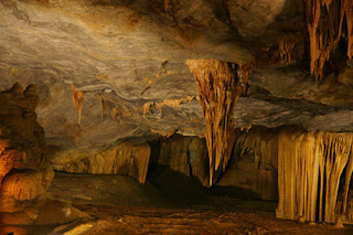 Biggest-Vietnam-Son-Doong-Cave-Wallpaper