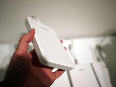 スマホ 充電器 ドコモ 置くだけ 327476
