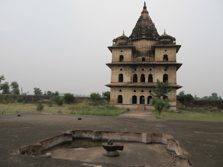 Royal cenotaphs, Orchha