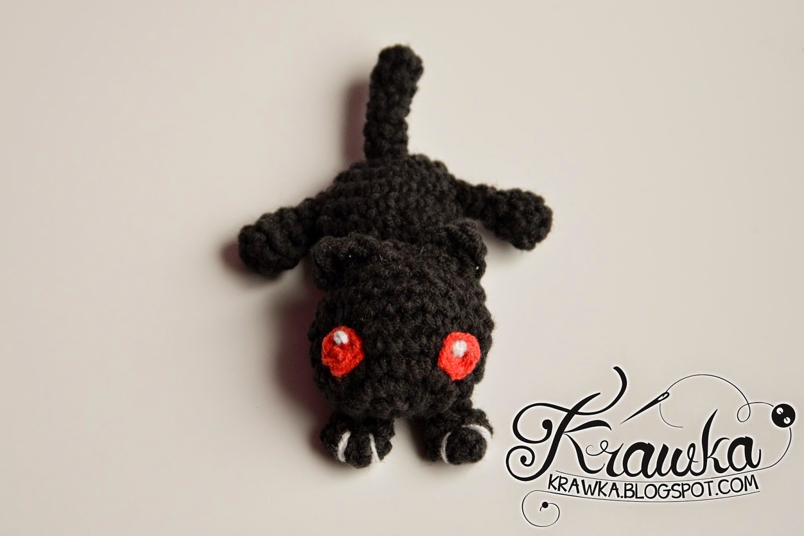 Krawka: Little black cat / demonic kitten - Crochet hair accessory with free pattern