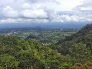 Hamparan bukit Penatapan Berastagi