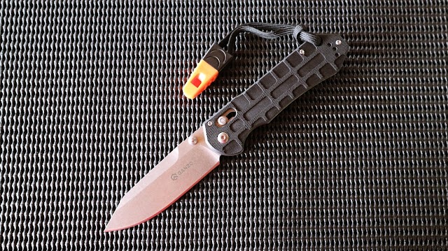 มีด Ganzo รุ่น G-754 ใบสีเงิน ด้ามสีดำกัดลาย