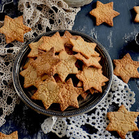  Gingerbread cookies