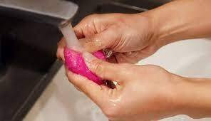 The Ultimate Guide to Washing Your Makeup Sponge: A Step-by-Step Tutorial