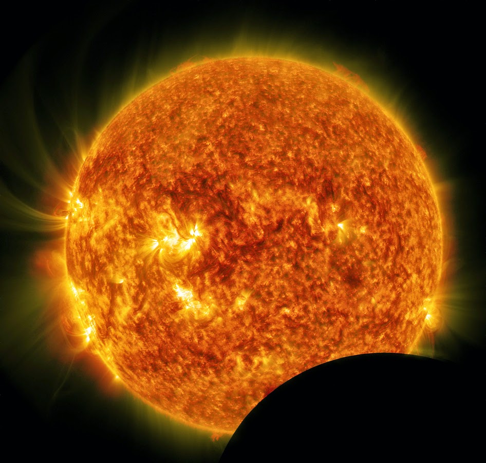 Eclipse solar visto do espaço