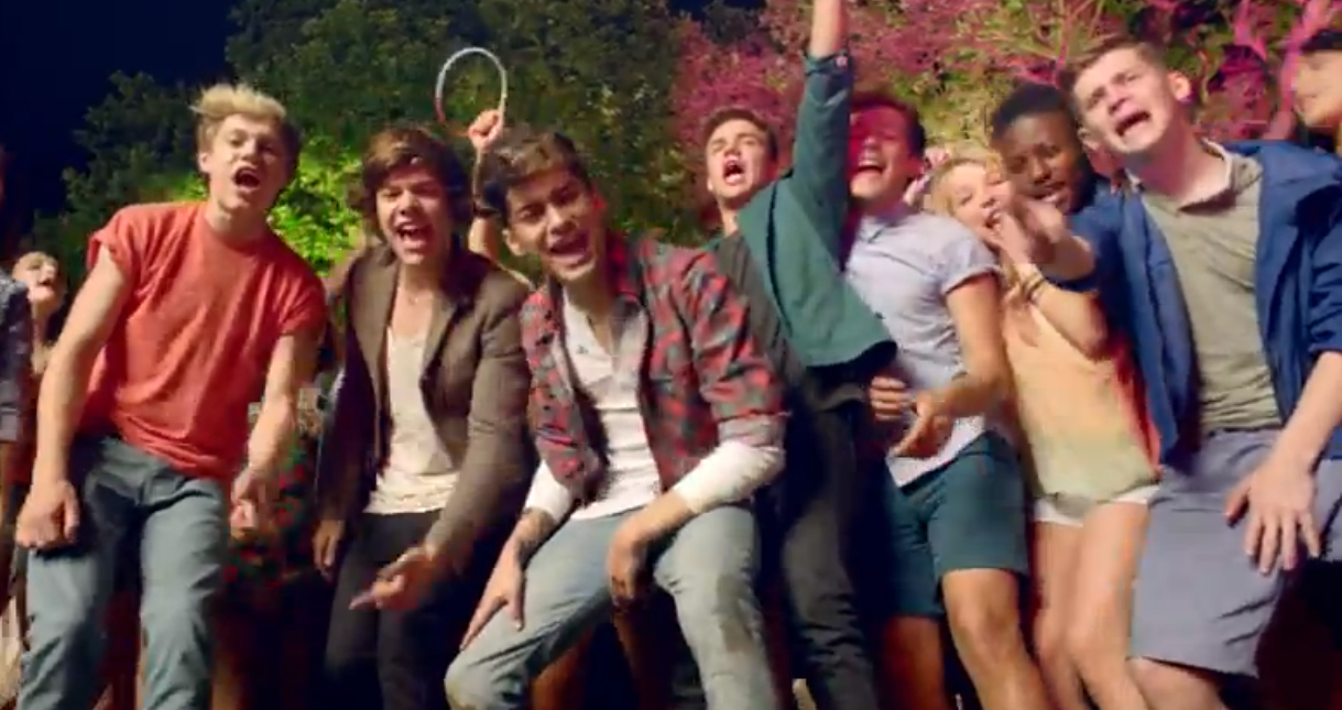 -DIRECTIONER ' S SITE-: Live While We're Young photos