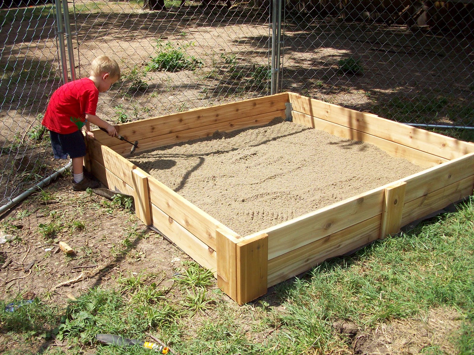 Homestead Roots: Sandbox for Addies Birthday!! (Could also be a raised 