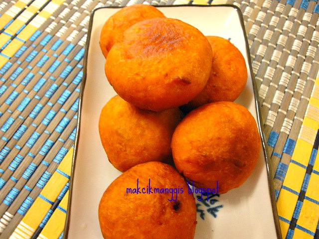 Jom masak, jom makan makan: Kuih Cucur Badak.