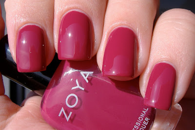 zoya moxie swatch