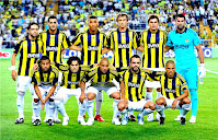 FENERBAHÇE Spor Kulübü - Estambul, Turquía - Temporada 2008-09 - Gökhan Gönül, Dani Güiza, Kazim Richards, Lugano, Yasin Çakmak, Volkan Demirel; Maldonado, Uğur Boral, Roberto Carlos, Semih Şentürk y Alex - FENERBAHÇE 2 (Semih Şentürk, Alex) PARTIZAN DE BELGRADO 1 (Z. Tošić) - 27/08/2008 - UEFA Champions League, 3ª eliminatoria, partido de vuelta - Estambul, Turquía, Sükrü Saracoğlu Stadyumu