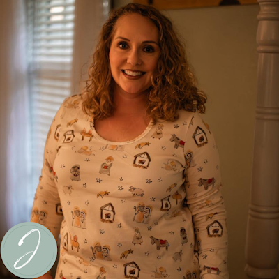 Five Practical Ways to Keep Christmas About Jesus #Christmas #BirthofJesus #HolyPals