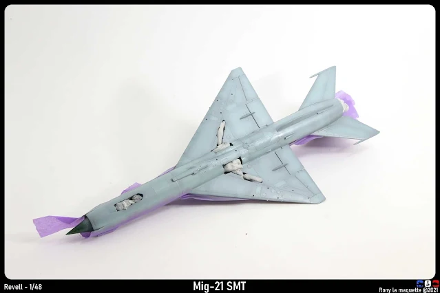 Intrados du Mig-21 SMT de Revell au 1/48.