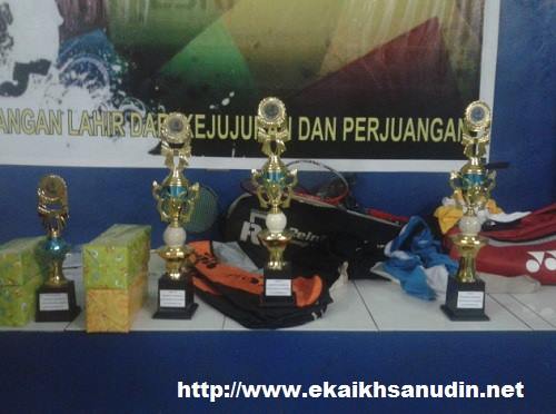 TURNAMEN BADMINTON MEMERIAHKAN HGN 2015