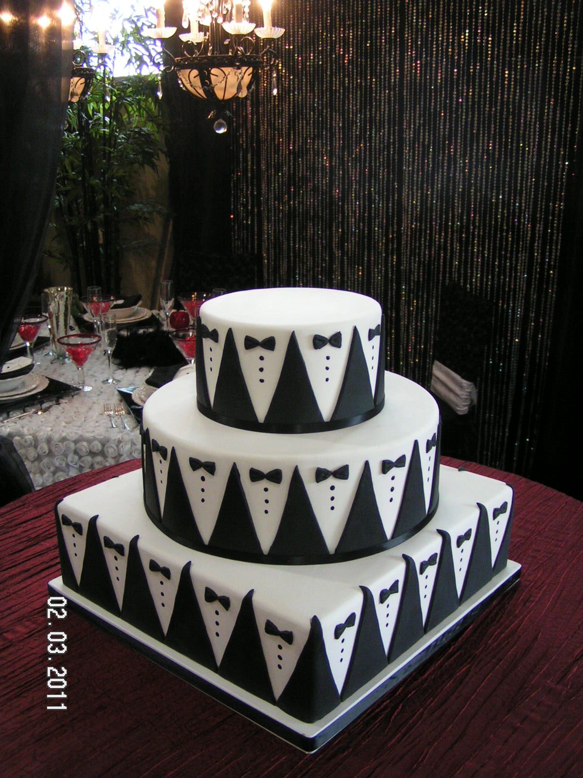 black and white wedding cake