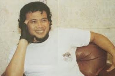 http://karangtarunabhaktibulang.blogspot.com/2014/12/daftar-lagu-rhoma-irama-terlengkap-dan-terpopuler.html