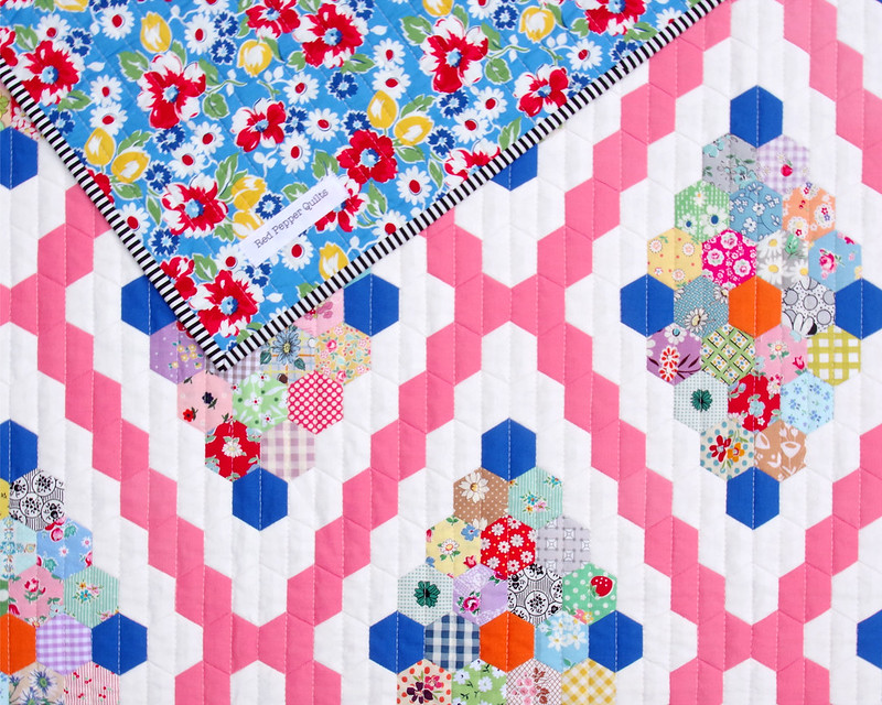 Vintage Inspired Hexagon Quilt - English Paper Pieced  © Red Pepper Quilts 2021