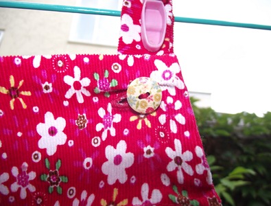 Dress_Button