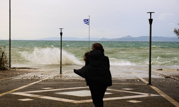 Κακοκαιρία: Προειδοποίηση Αρναούτογλου για «δυνητικά επικίνδυνες ριπές ανέμων» σε όλη τη χώρα