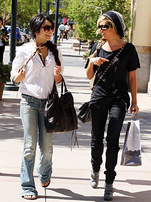 vanessa hudgens fashion style 2010. Ashley+tisdale+style+2010