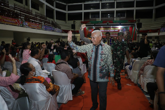 Bupati Asahan Hadiri Perayaan Natal Oikumene Bupati Asahan Hadiri Perayaan Natal Oikumene