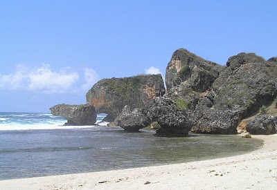 cantiknya pantai pantai di gunung kidul