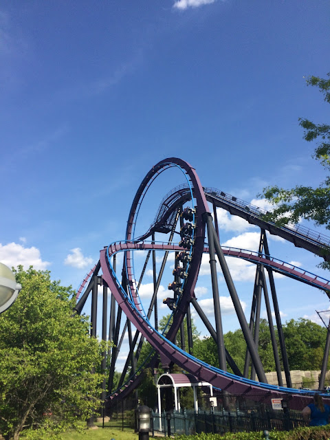 Batman The Dark Knight Floorless Coaster Six Flags New England