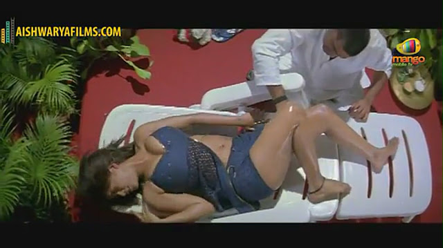 Mumaith Khan thigh massage