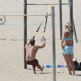 Lindsey_Vonn_Practice_on_the_Beach_in_Santa_Monica_July_15_2016_26.jpg