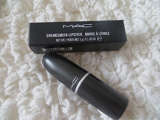 MAC, Lipstick, Hang Up, Berry, Autumn, Winter, Purple, Girl, Review, Cremesheen, Deep, Lips