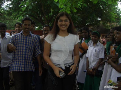 SEXY ACTRESS NAYANTHARA  PICTURES