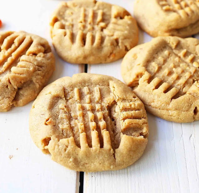 How To Make Irresistible Homemade Peanut Butter Cookies: