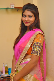 Lucky Sree in dasling Pink Saree and Orange Choli DSC 0338 1600x1063.JPG