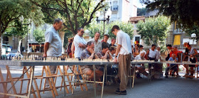 Simultáneas de ajedrez en Arenys de Mar en agosto de 2000