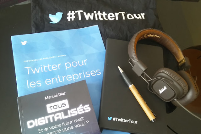 Twitter pour les entreprise, il faut communiquer, savoir écouter et se digitaliser, j'ai mis un casque pour insister sur écouter, pas comme ma banque : avis client caisse d'épargne marseille endoume, pour laquelle j'attend toujours des excuses